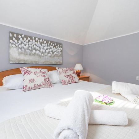 Apartments By The Sea Baska Voda, Makarska - 17570 الغرفة الصورة