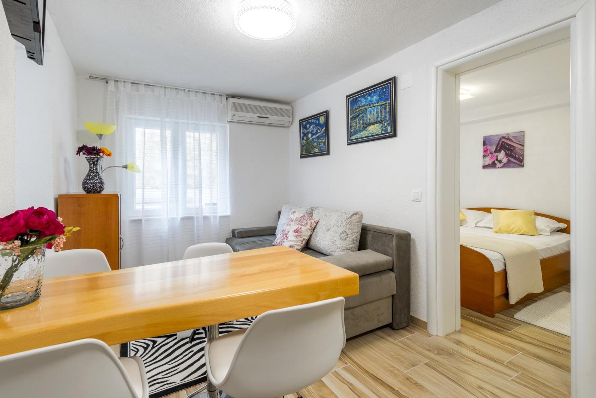 Apartments By The Sea Baska Voda, Makarska - 17570 الغرفة الصورة